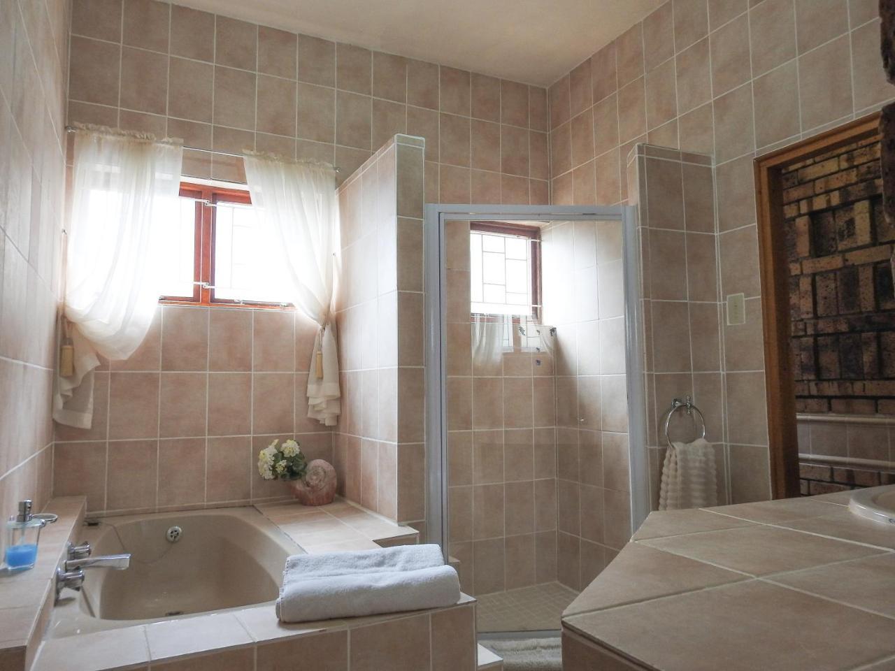 Mossel Bay Guest House ภายนอก รูปภาพ